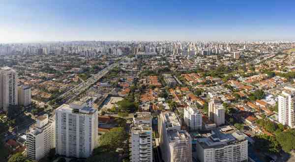 cerca concertina no Campo Belo